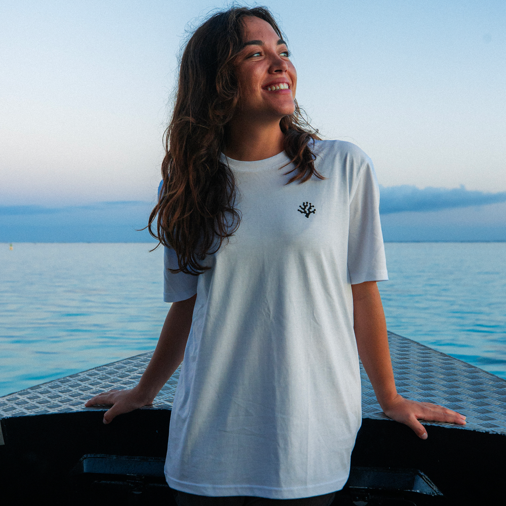 REEF UP TEE - WHITE