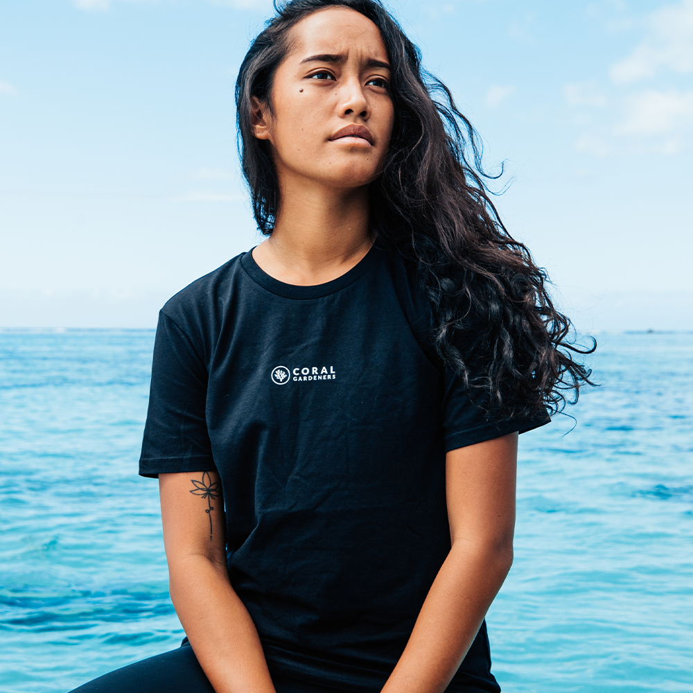 CLASSIC TEE